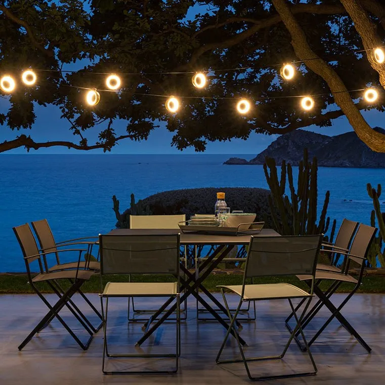 CARACTERE FOLDING TABLE 128 X 128 CM