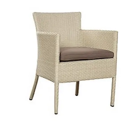 Completo da giardino in Polyrattan color panna 4 poltrone e tavolo
