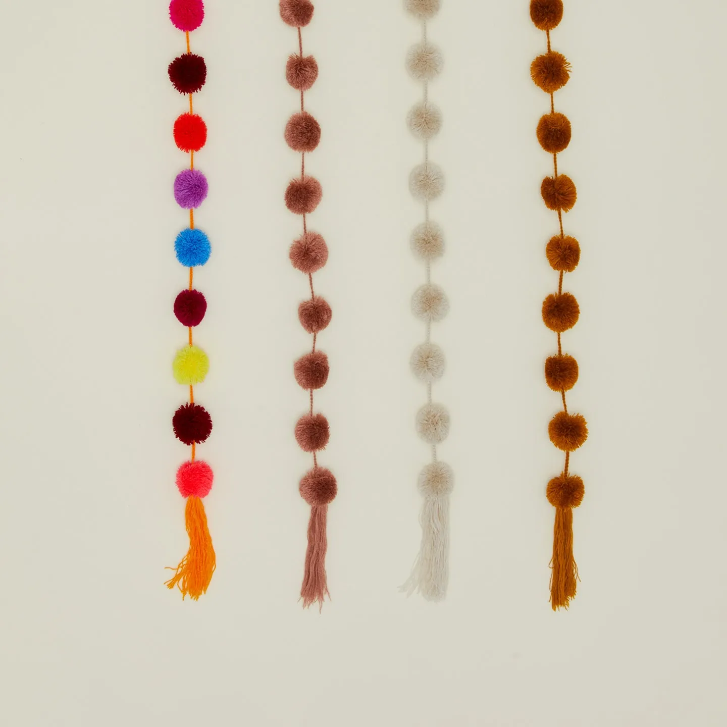 Cotton Pom Pom Garland - Bronze