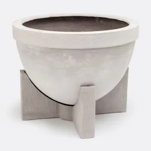 Flavia Outdoor Planter