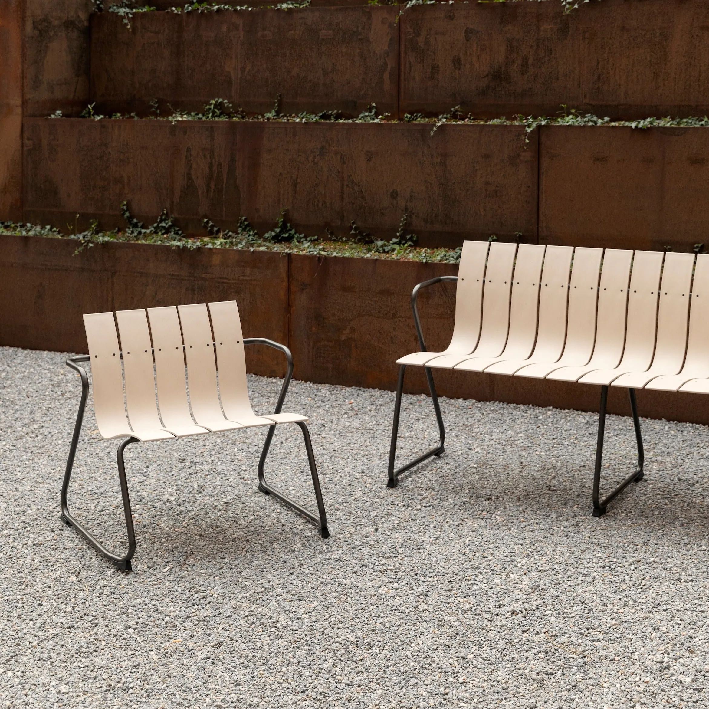 Ocean Lounge Chair